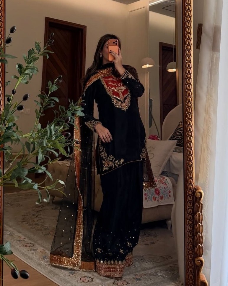 Ready To Wear Black Soft Georgette Embroidery Farshi Salwar Kurti With Dupatta
