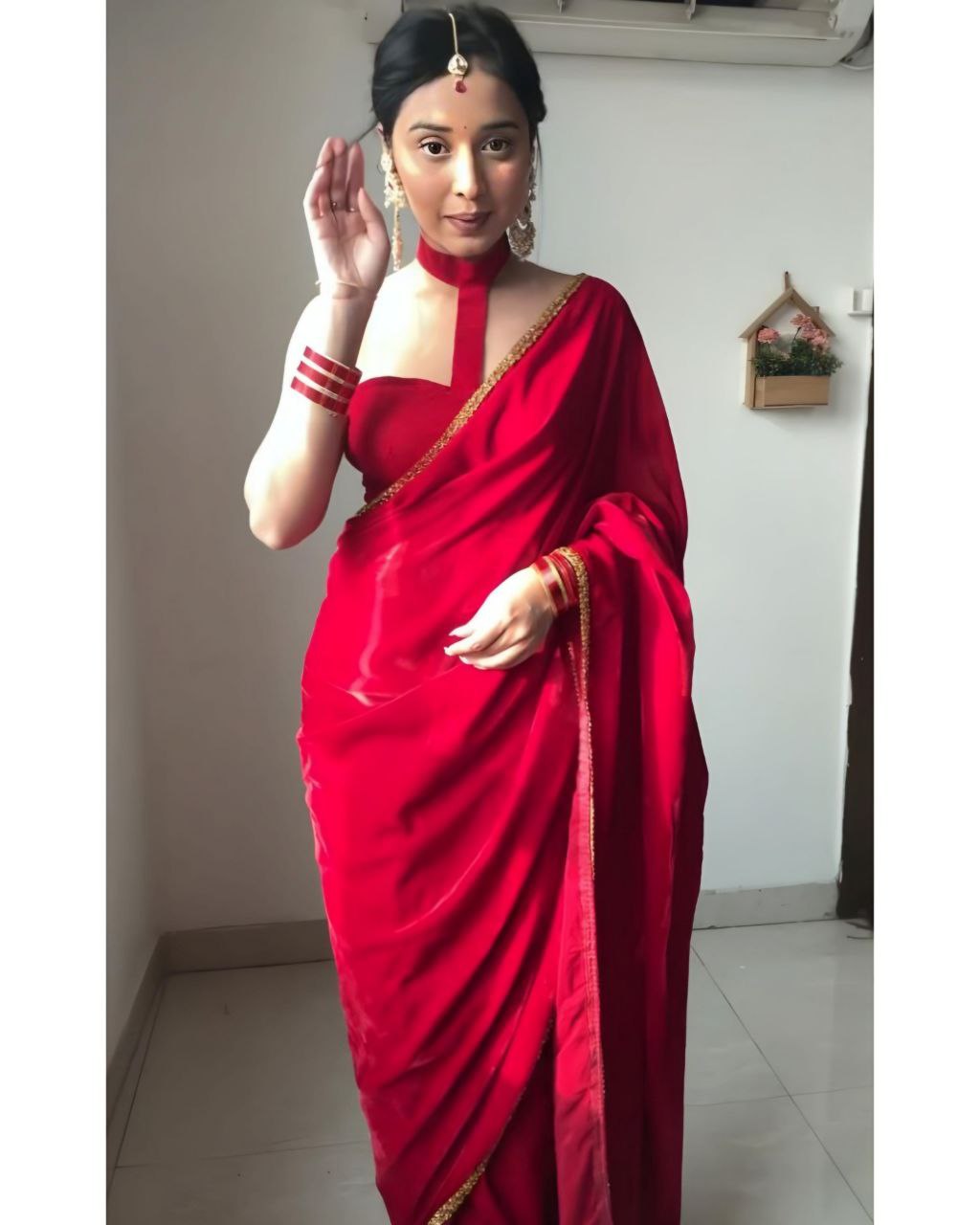 Designer Red Premium Velvet Lace Work Saree With Blouse