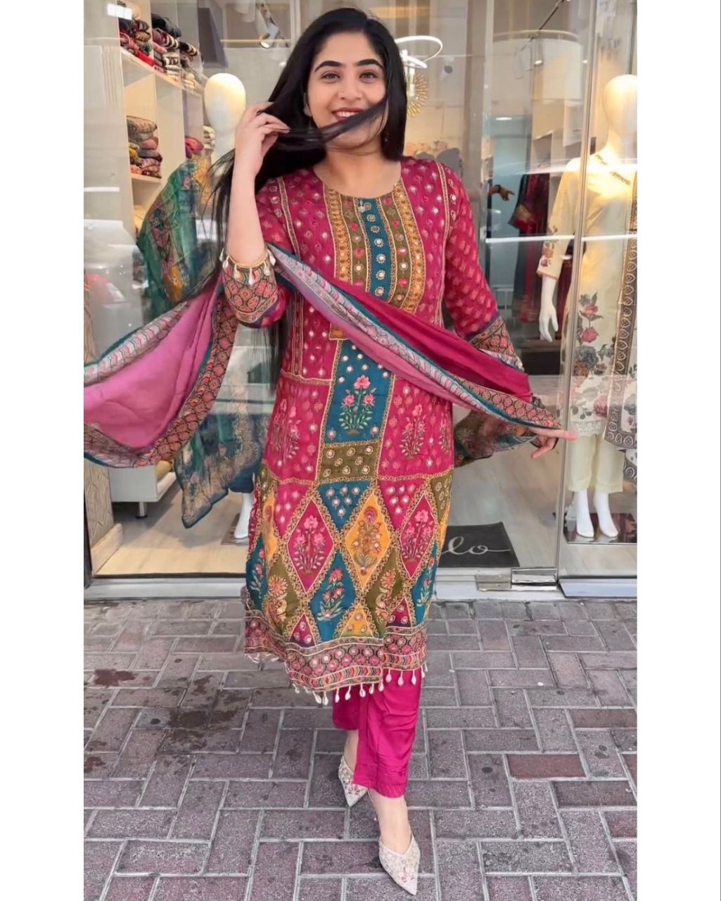 Designer Pink Pure Georgette Digital Printed Pakistani Suit With Dupatta