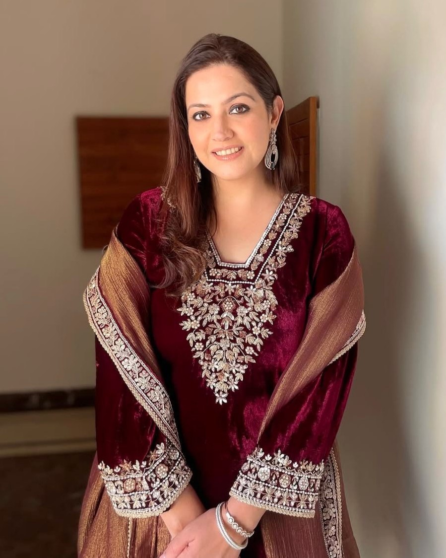 Exclusive Wine Maroon Premium Velvet Suit With Dupatta