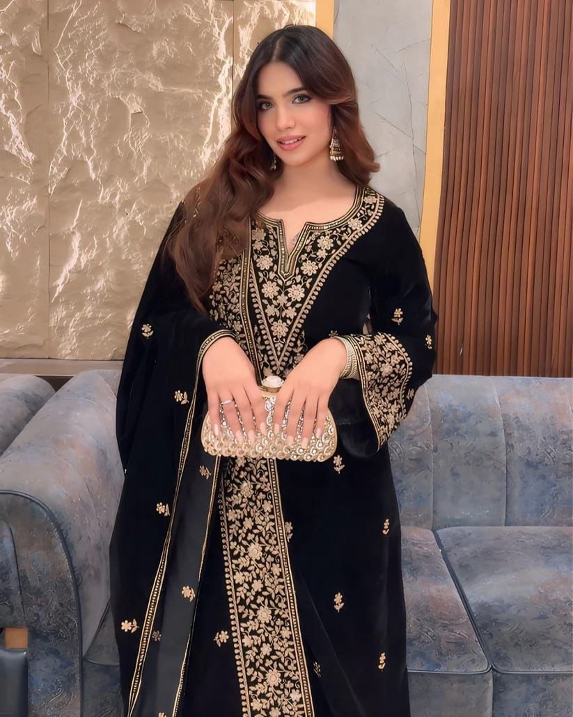 Exclusive Black & Maroon Velvet Sequence Work Pant Suit With Dupatta