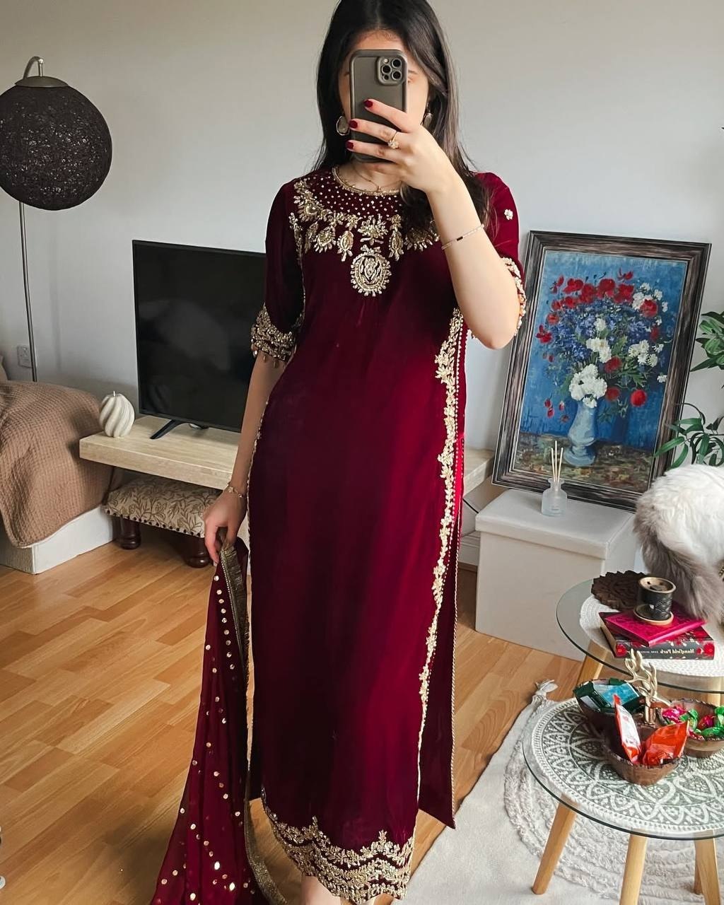 Exclusa Marron Maroon Velvet Embroidered Pakistani Suit with Dupatta – Zara Ethnic