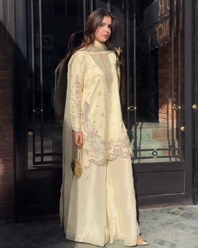Ready To Wear White Natural Crep Silk Embroidery Palazo Kurti With Dupatta