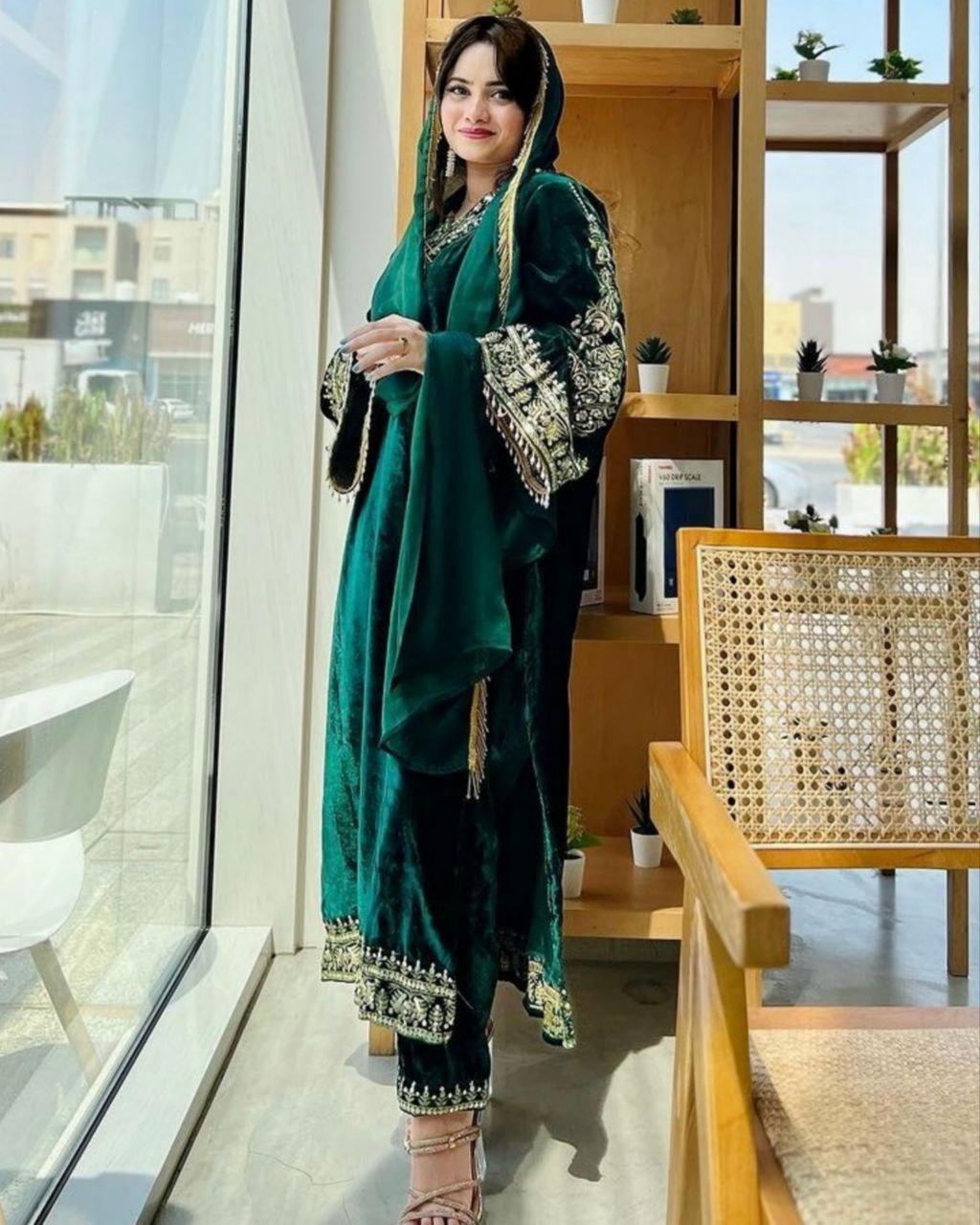 Designer Green Viscose Velvet Embroidery Work Pakistani Suit With Dupatta