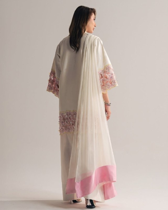 Ready To Wear White Natural Crep Silk Embroidery Farshi Salwar Kurti With Dupatta
