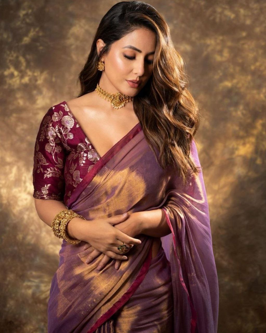 Designer Onion Silk Jaquard Weaving Work Saree With Blouse