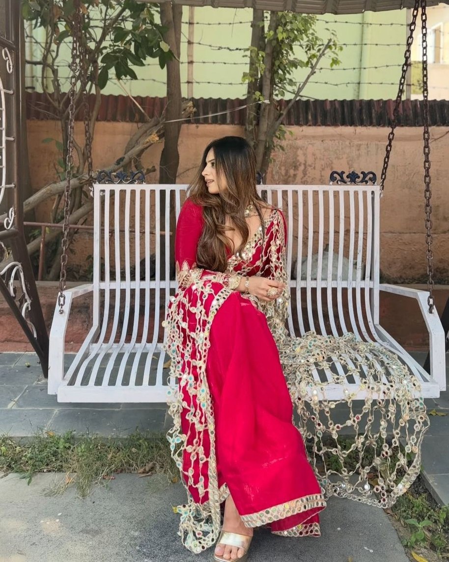 Exclusive Red Fendy Silk Mirror Work Saree With Blouse