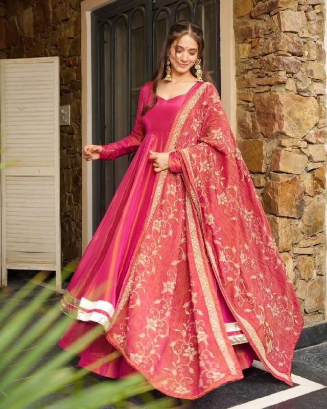 Exclusive Pink Roman Shimmer Silk Embroidery Anarkali Suit With Dupatta