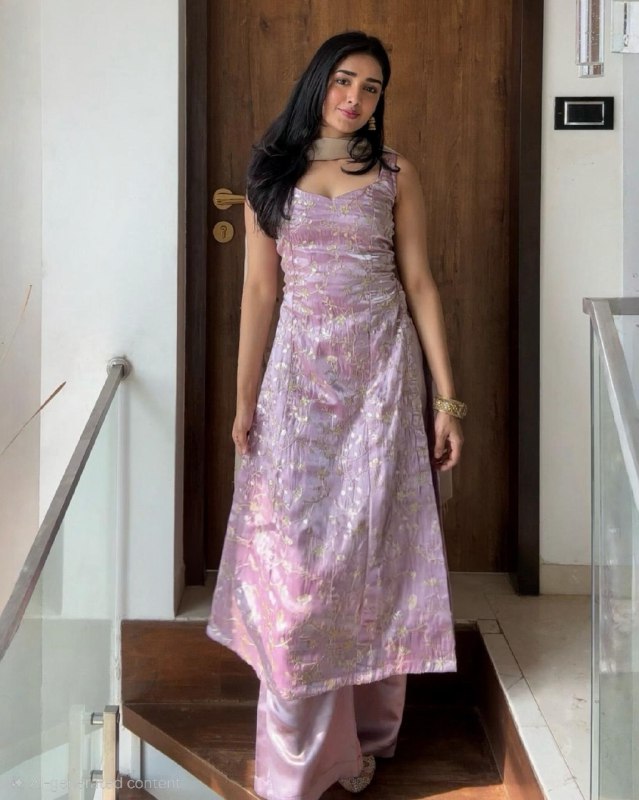 Exclusive Purple Jimmy Silk Embroidery Palazo Kurti With Shrug