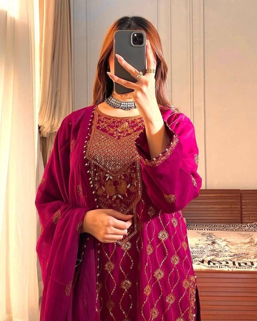 Exclusive Wine Soft Georgette Pant Kurti With Dupatta